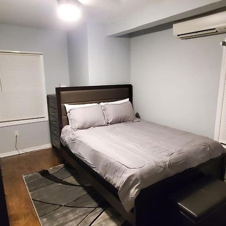 Quiet 3 Bedroom Apartment In Private Home Нью-Йорк Экстерьер фото