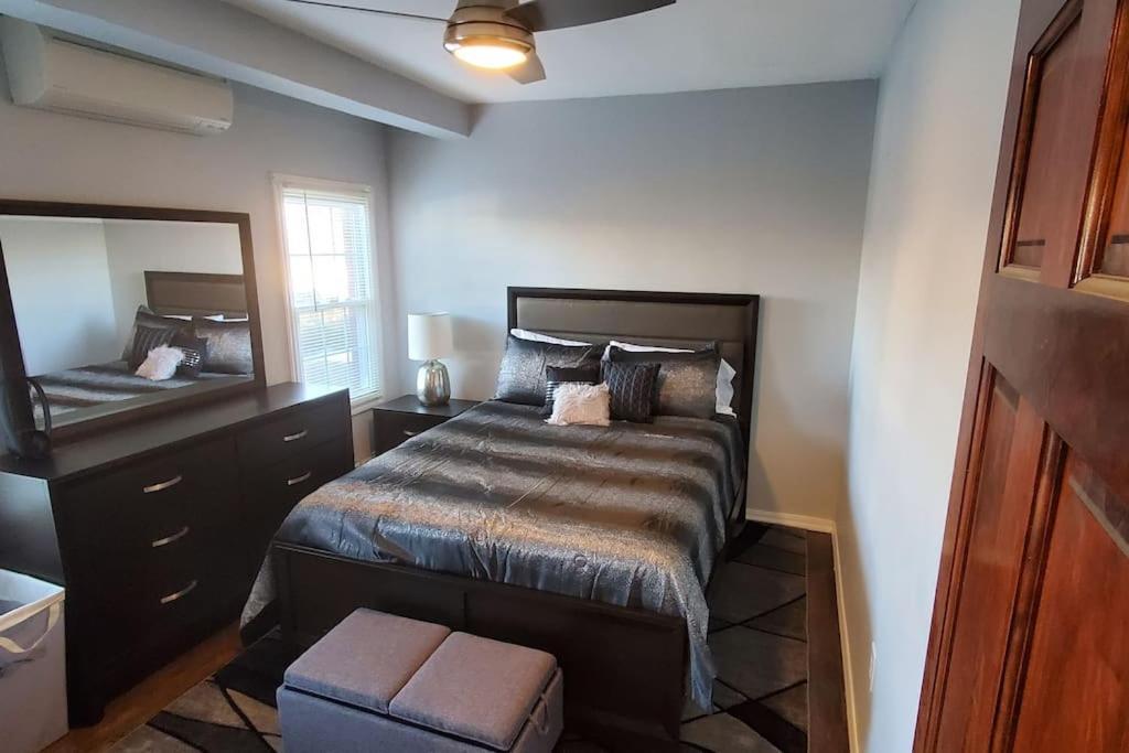 Quiet 3 Bedroom Apartment In Private Home Нью-Йорк Экстерьер фото